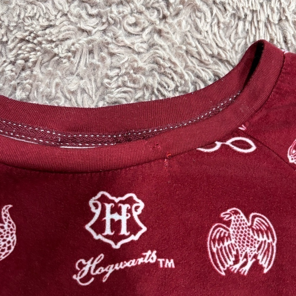 Harry Potter Women Red and White Allover Print Pajama Set - Picture 3 of 8